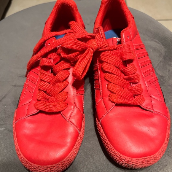 K-SWISS BOYS SHOES COLOR RED USE LIKE NEW SIZE 4 - Picture 8 of 10